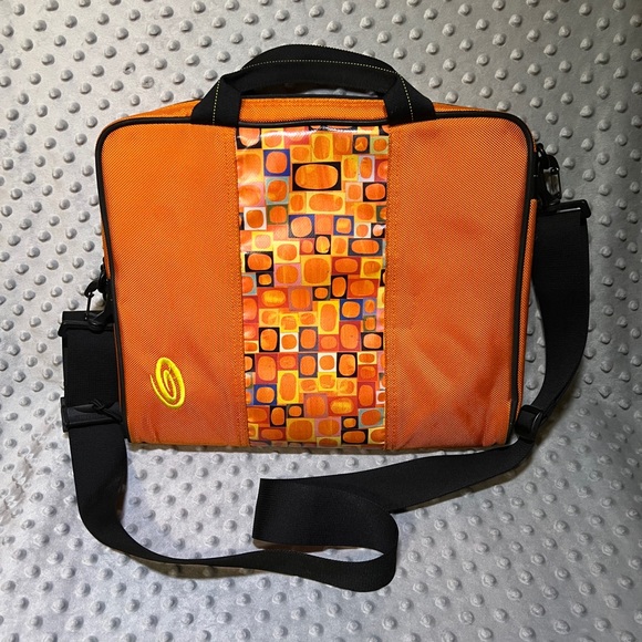 Timbuk2 Padded Laptop Bag with strap for 13 inch laptop - Picture 3 of 6